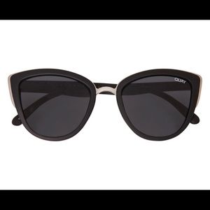 QUAY Australia “my girl” sunglasses with case